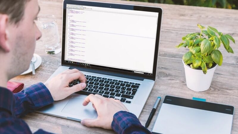 Les meilleurs assistants IA pour les développeurs